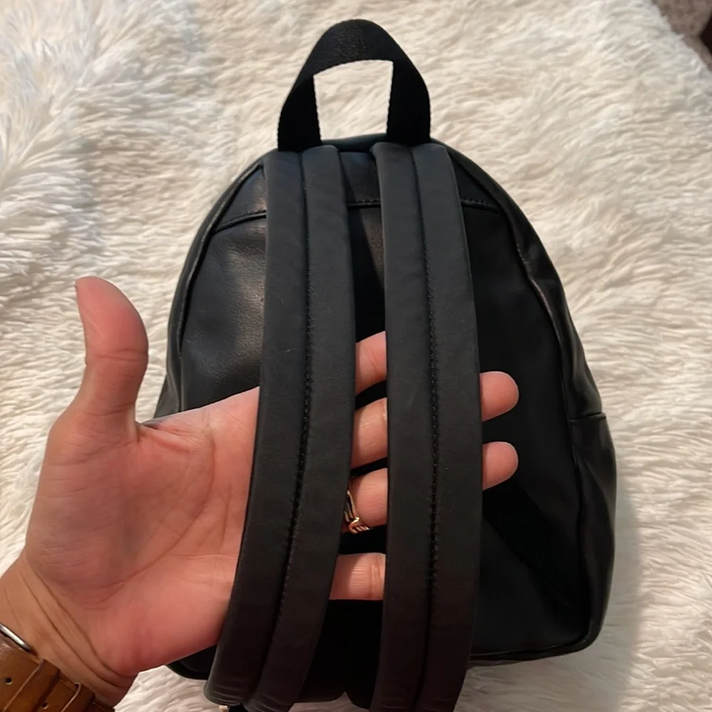 Coach small backpack - Picture 3 of 11